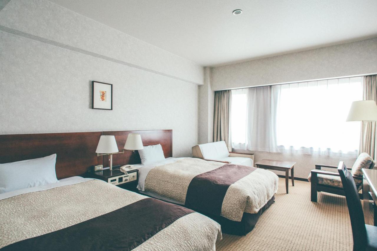 Kanazawa Kokusai Hotel Buitenkant foto
