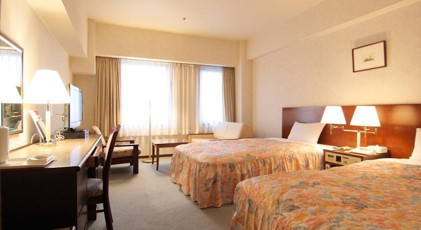Kanazawa Kokusai Hotel Buitenkant foto