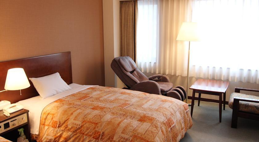Kanazawa Kokusai Hotel Buitenkant foto