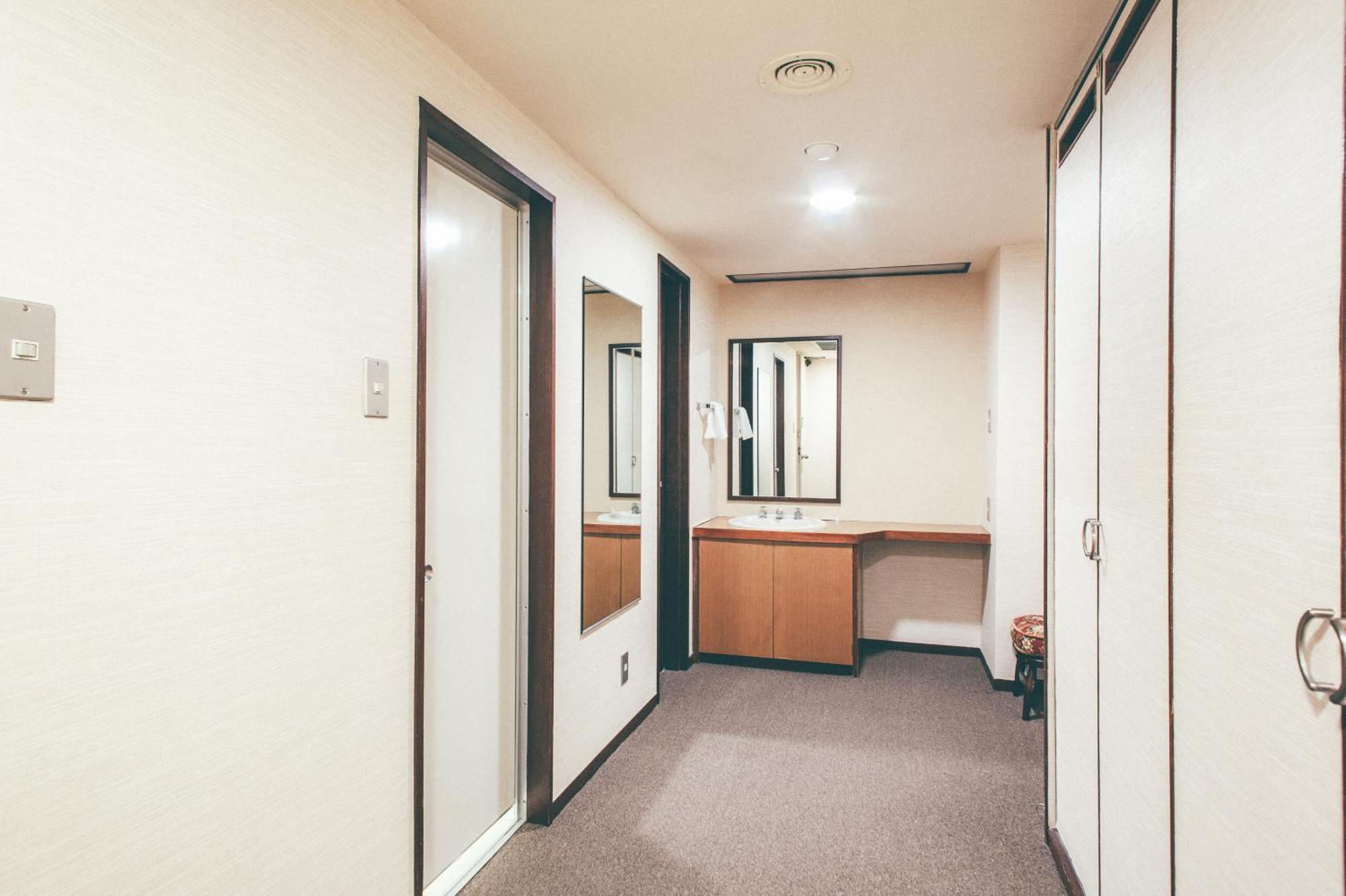 Kanazawa Kokusai Hotel Buitenkant foto