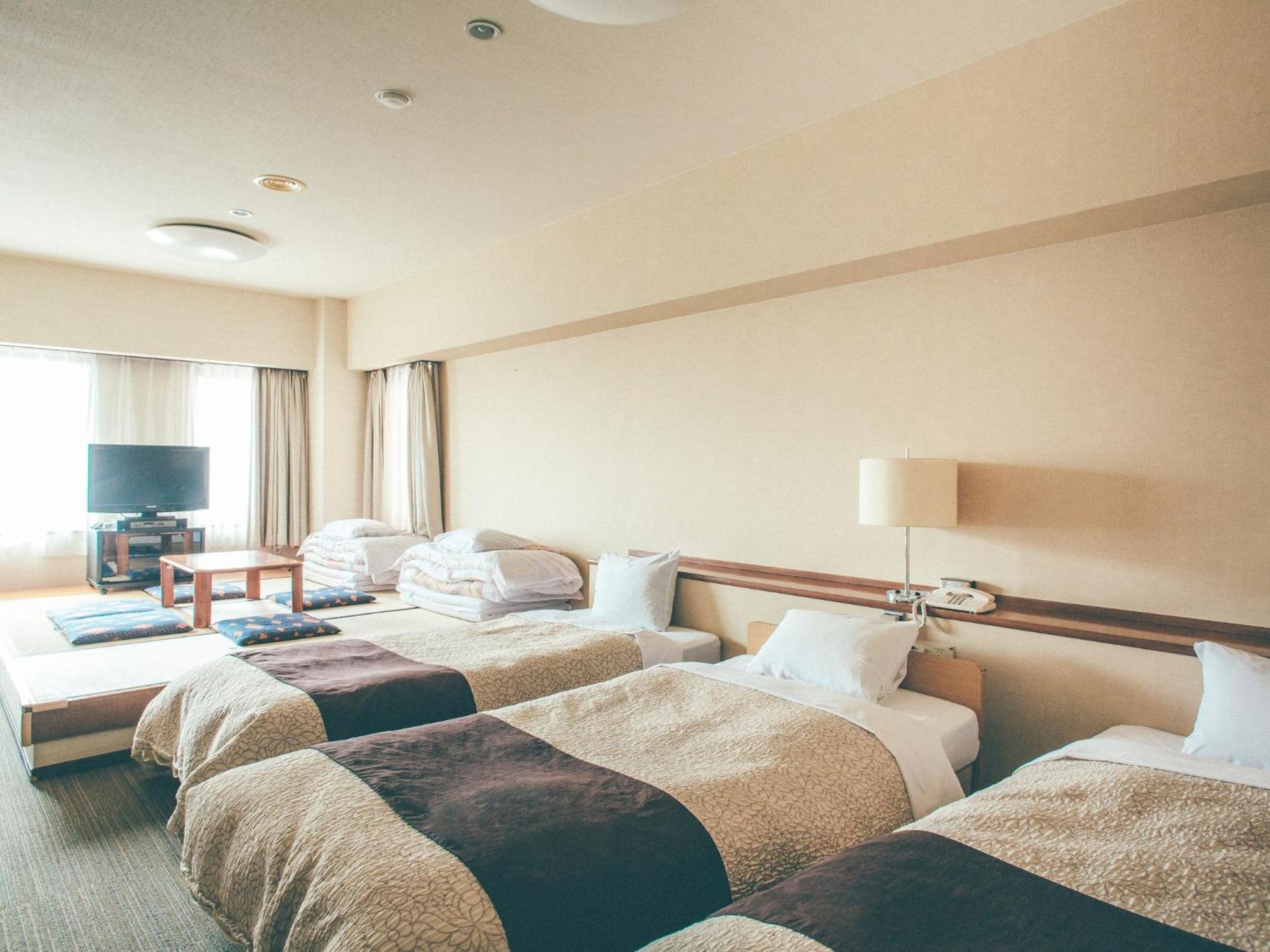 Kanazawa Kokusai Hotel Buitenkant foto