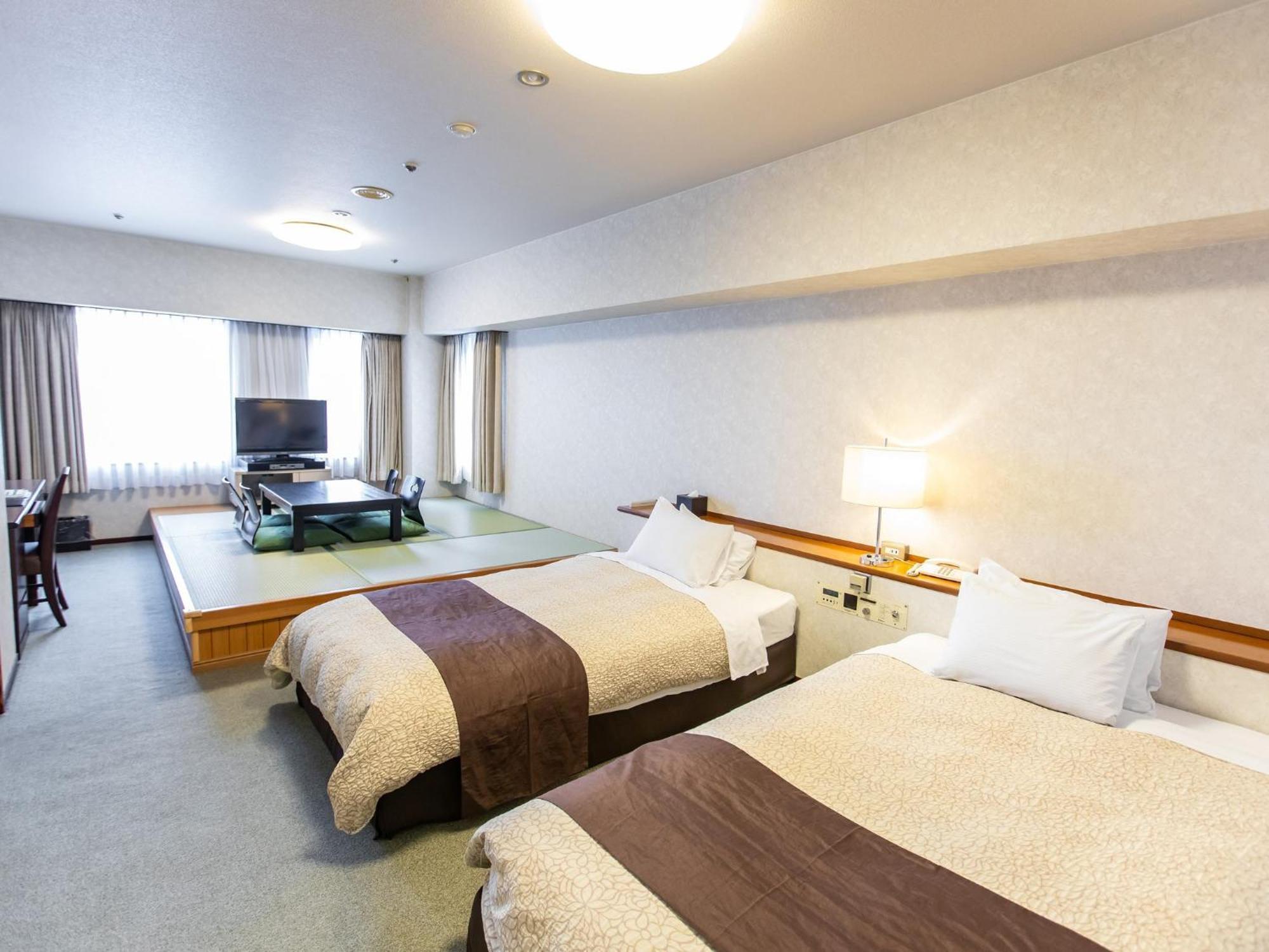 Kanazawa Kokusai Hotel Buitenkant foto