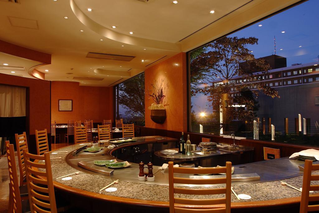 Kanazawa Kokusai Hotel Buitenkant foto