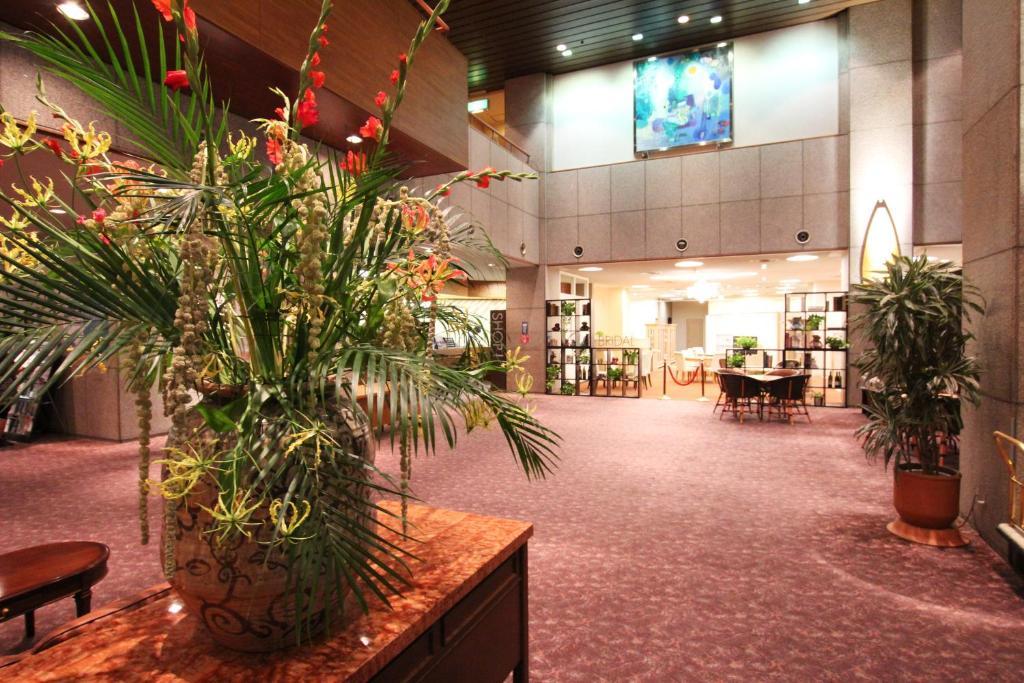Kanazawa Kokusai Hotel Buitenkant foto